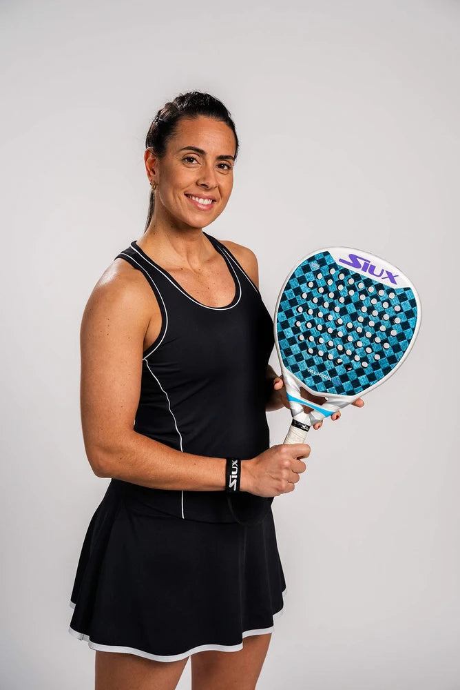 SIUX Valkiria PRO 2025 | racket by Sofia Araújo | Padel Kiwi