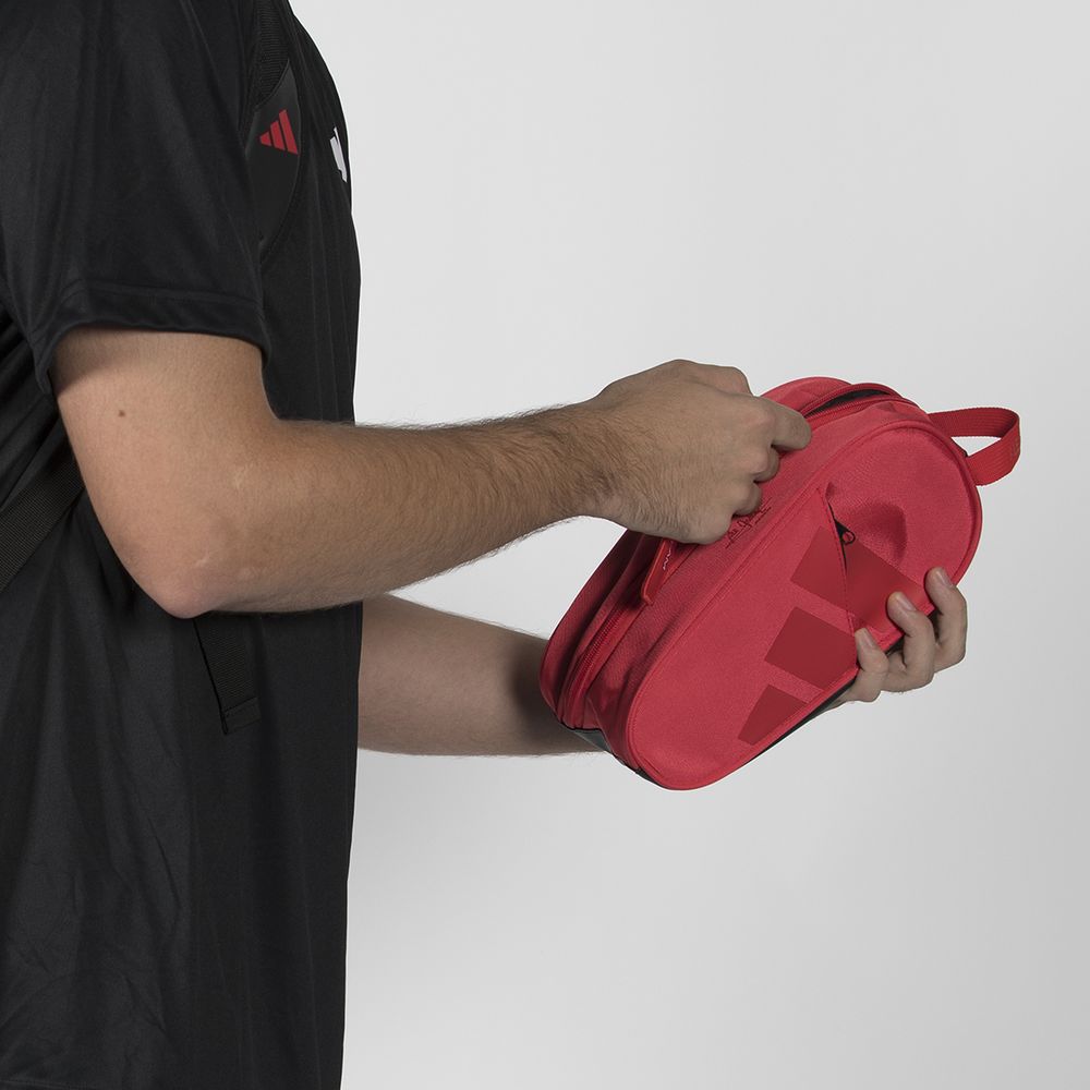Necessaire Adidas Vermelho | Ale Galán | 2026